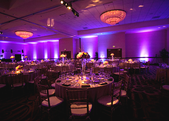 DoubleTree by Hilton Santa Ana Wedding Venue